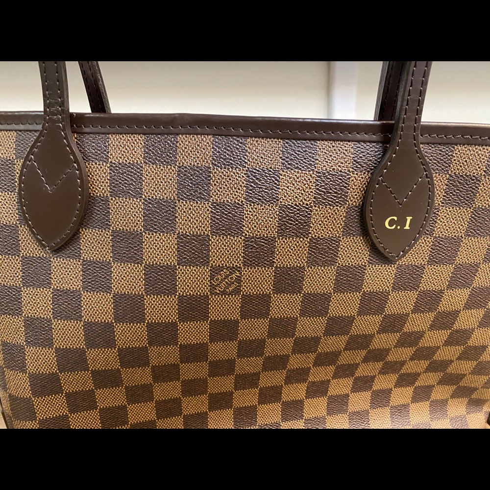 Louis Vuitton Neverfull MM - Picture 7 of 14